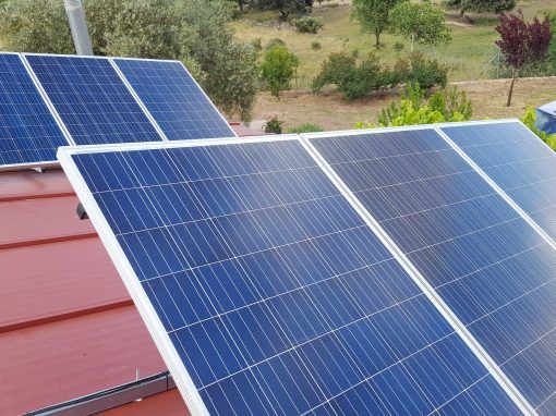 Instalación fotovoltaica Carretera Encinasola