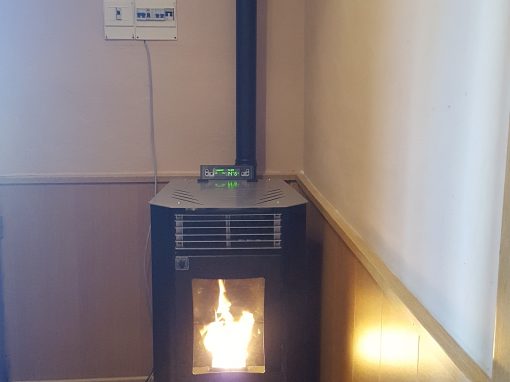 Instalación de estufa de pellets 9,5 kW en Palazuelo