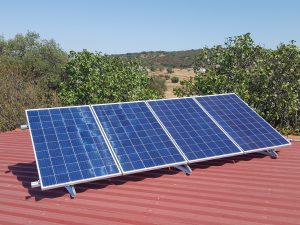 Instalación de placas solares en Oliva, estructura de placas solares, Placas solares de 280W
