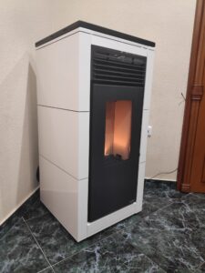 Estufa de pellets Ferlux Nerea 12 Kw en Valuengo