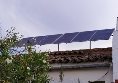 Instalación Fotovoltaica Aislada en Zahínos