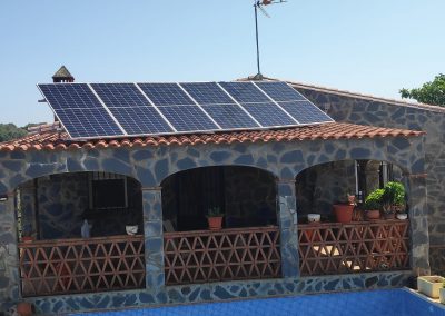 Instalación fotovoltaica aislada en Jerez de los Caballeros