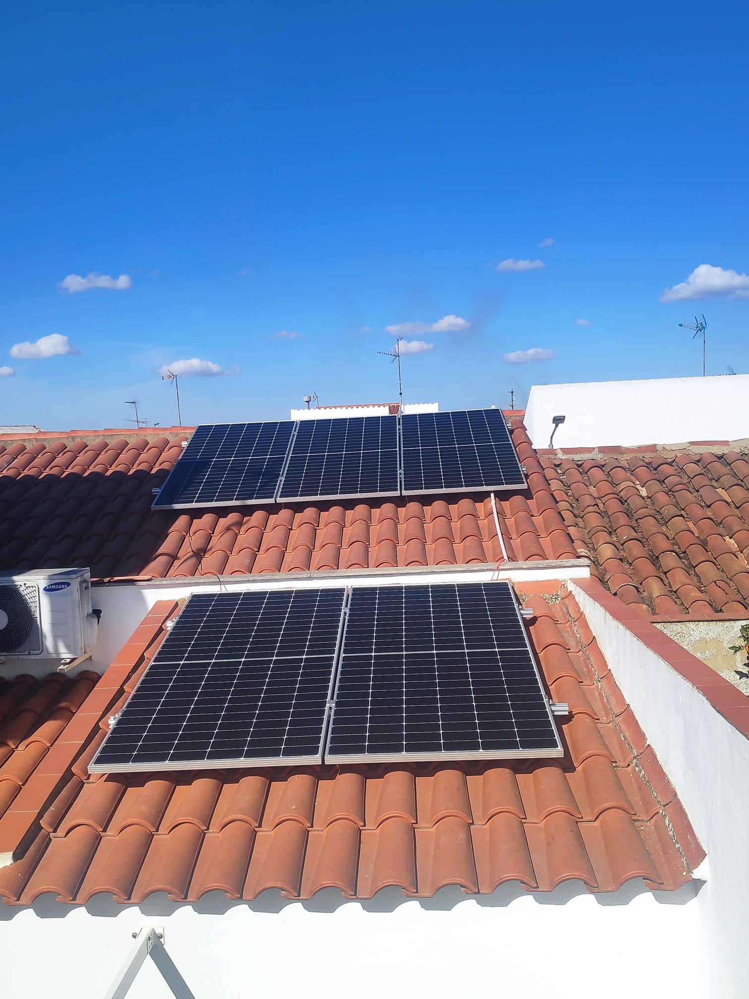 Instalación Fotovoltaica de Autoconsumo en Los Santos de Maimona