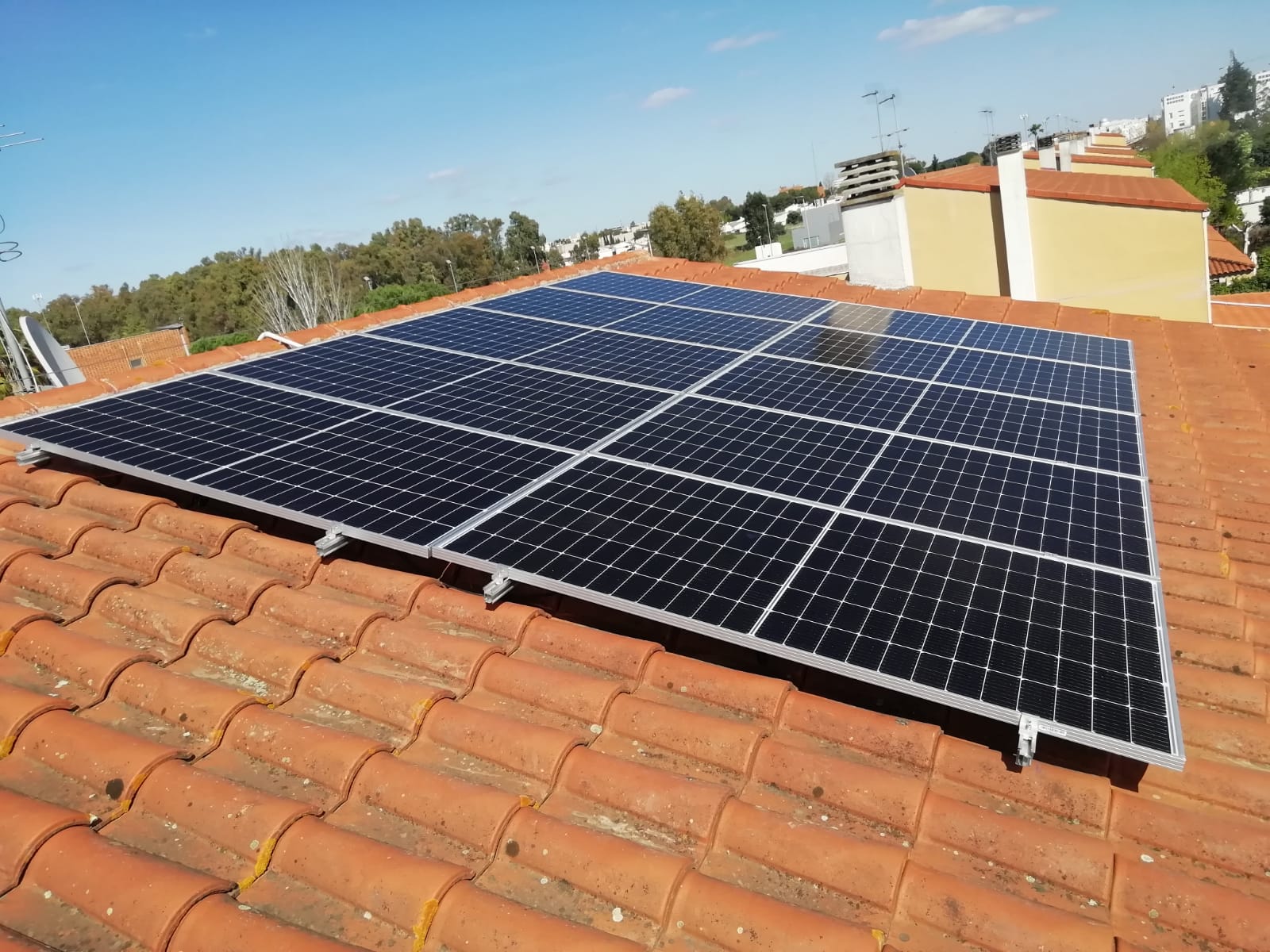 Instalación Fotovoltaica de Autoconsumo en Badajoz