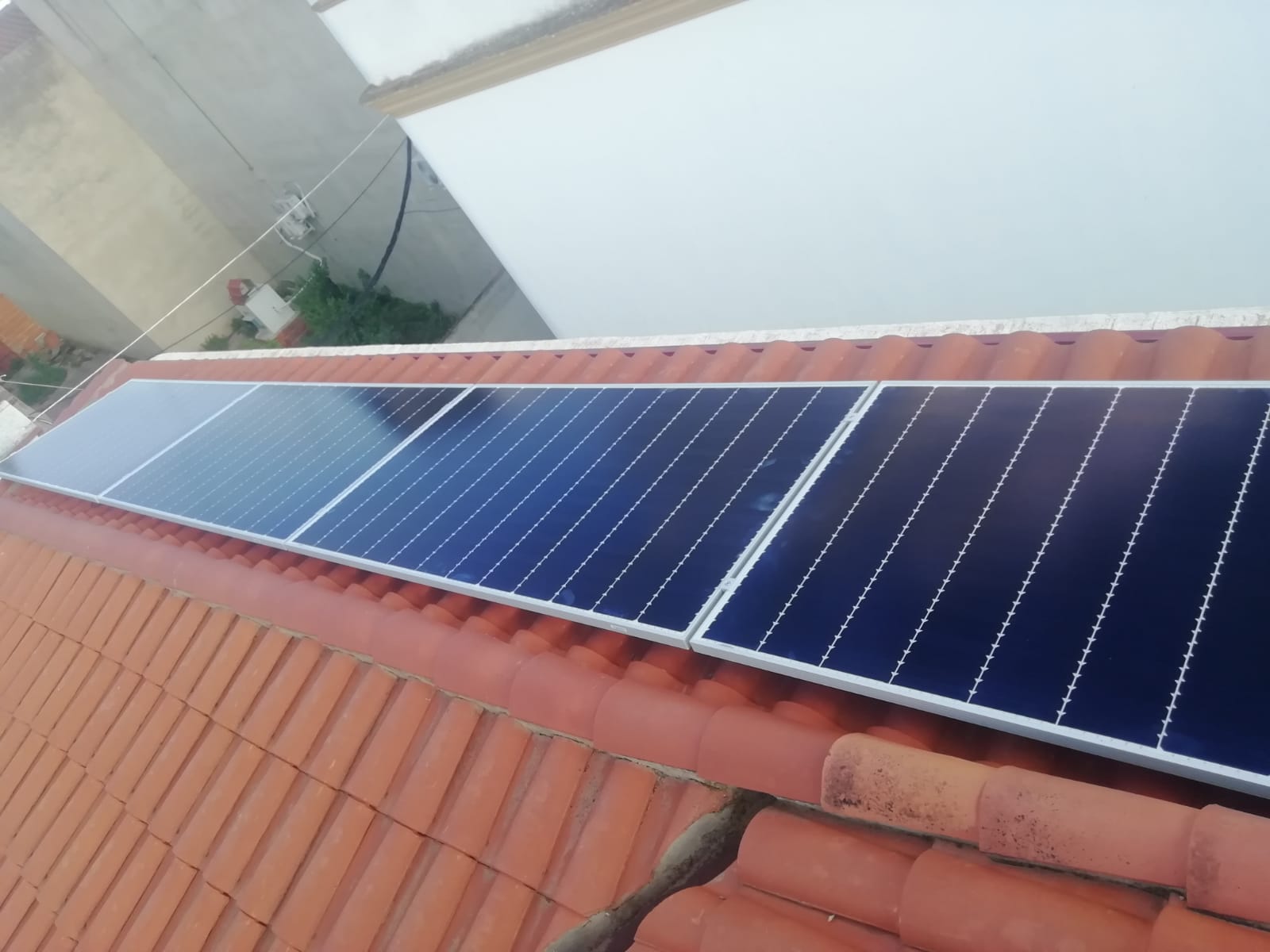 Instalacion fotovoltaica de autoconsumo en fuente del maestre