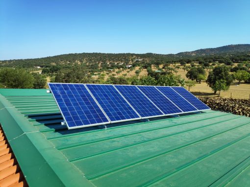 Instalación Fotovoltaica Aislada en Barcarrota
